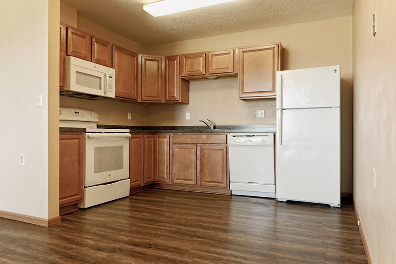 1026 5TH ST SE, Valley City, ND 58072