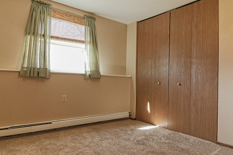 1015 6th ST SE, Valley City, ND 58072